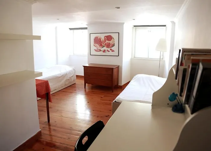 Amazing In Alfama With River View Лісабон