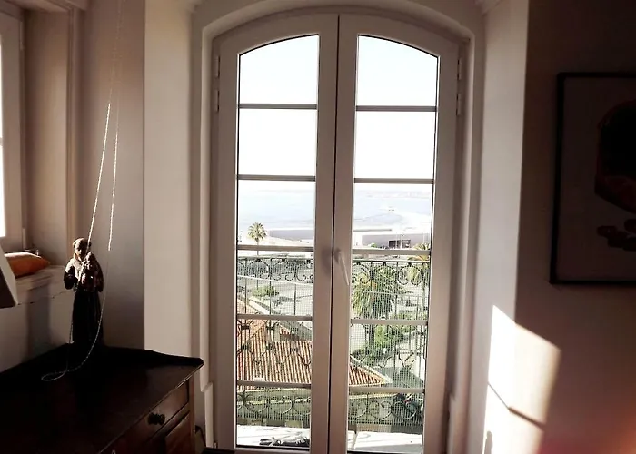 Amazing In Alfama With River View * Lisbon